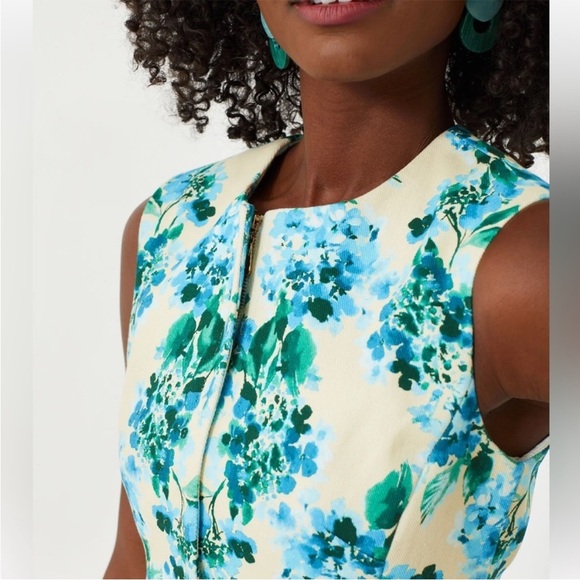 TUCKERNUCK Waters Edge Hydrangea Rhoda Tunic Top Blue Size 4 NEW - Picture 2 of 14